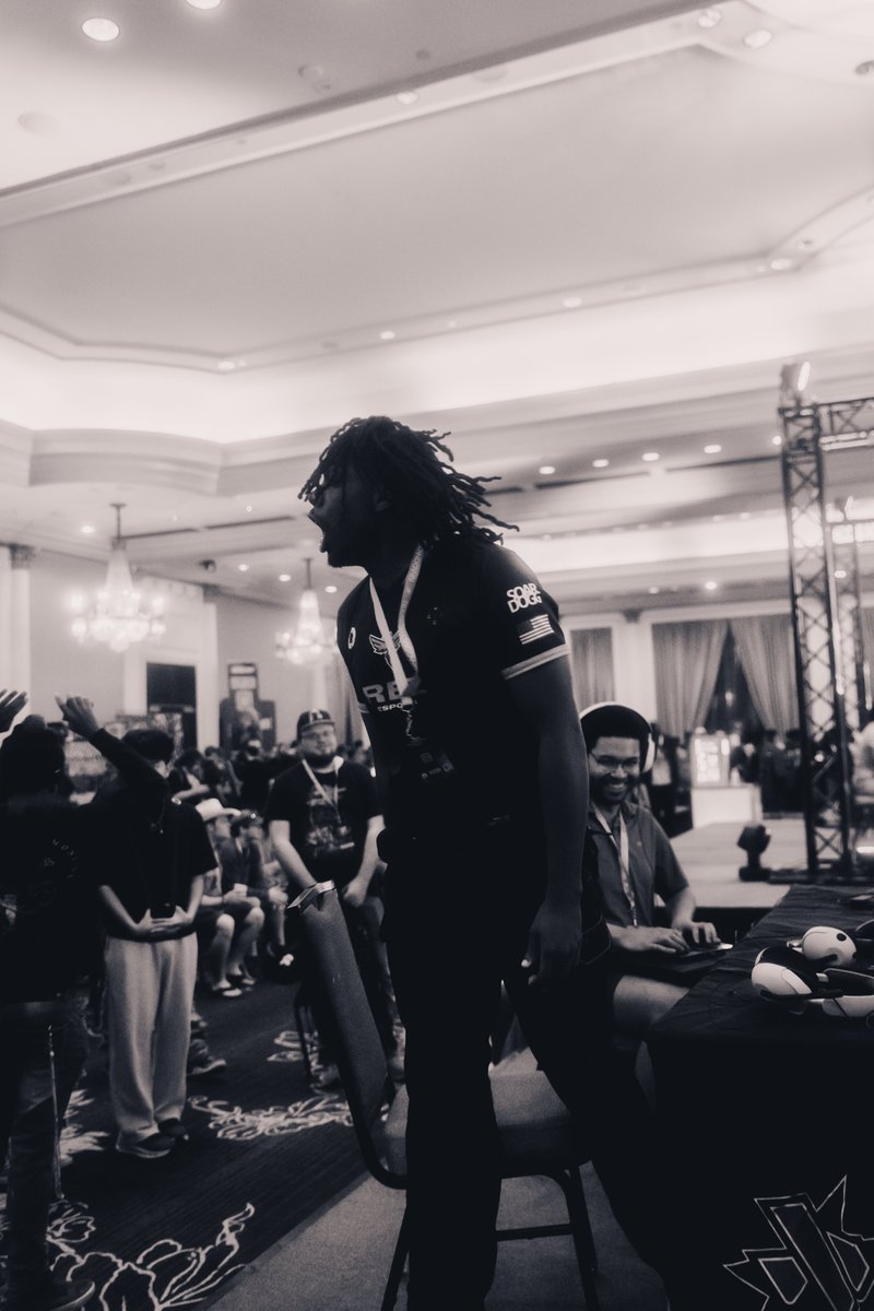 STG|benn tweet media