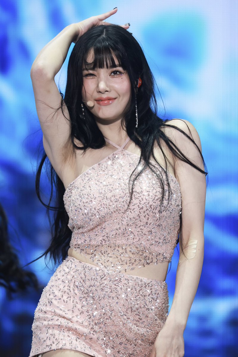 ONSERVICE💙 tweet media