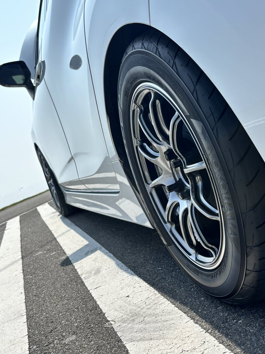 𝐑𝐢𝐫𝐢ᵕ̈* tweet media