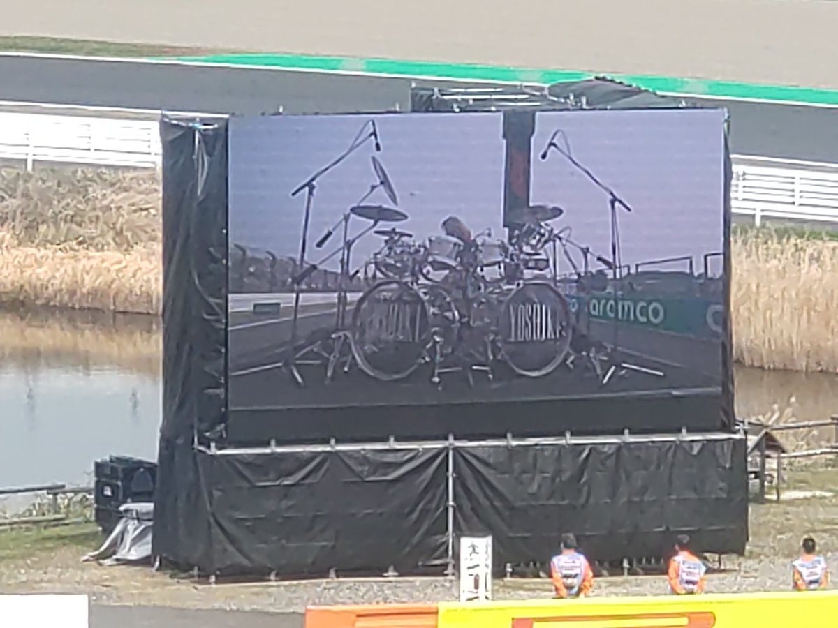 よういち tweet media