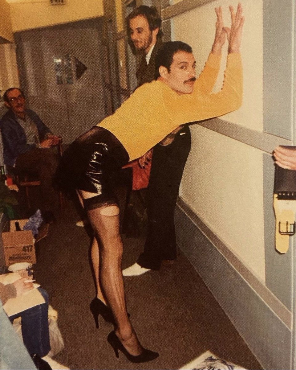 Danielle 🐅🌺 tweet media