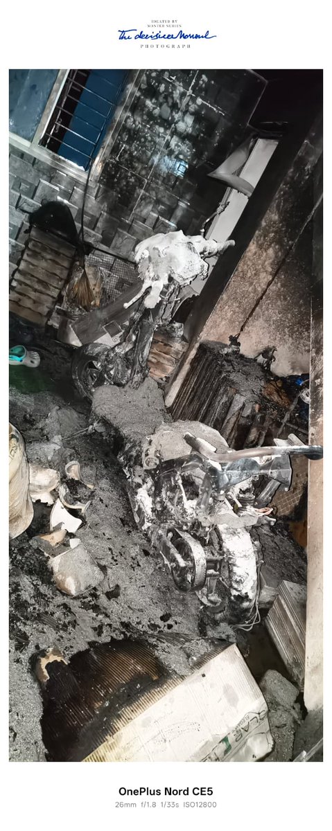 MUJEEBMAR's tweet photo. @bhash My ola s1 pro 2nd gen has burnt hessarghatta service centre droped no updates till now required refunded https://t.co/TL6sIzTuO2