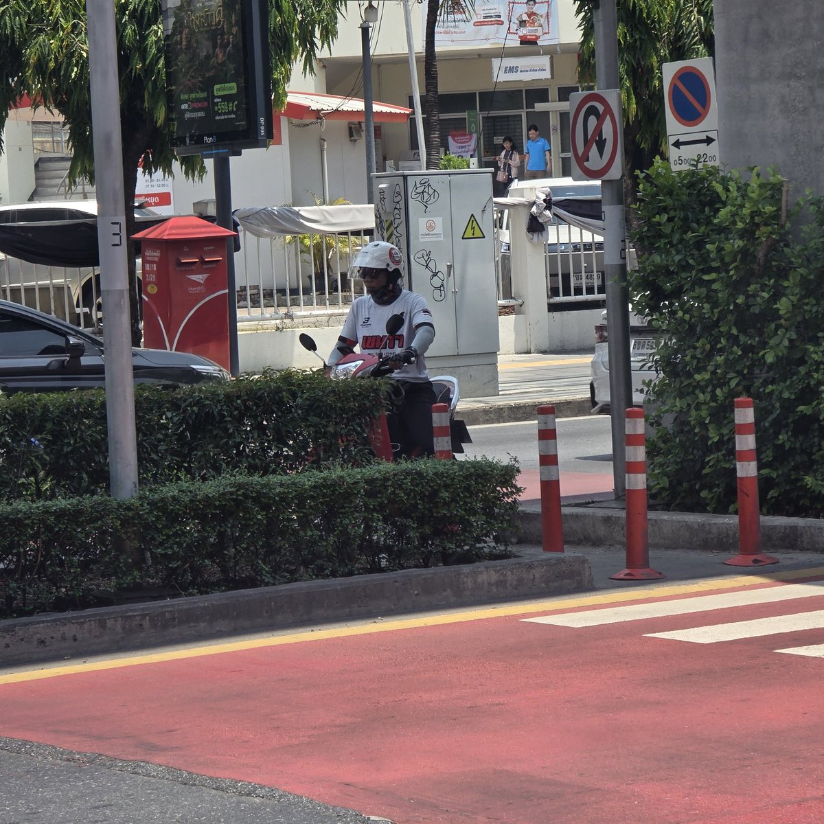 ชาลาล่าาาาาา  tweet media