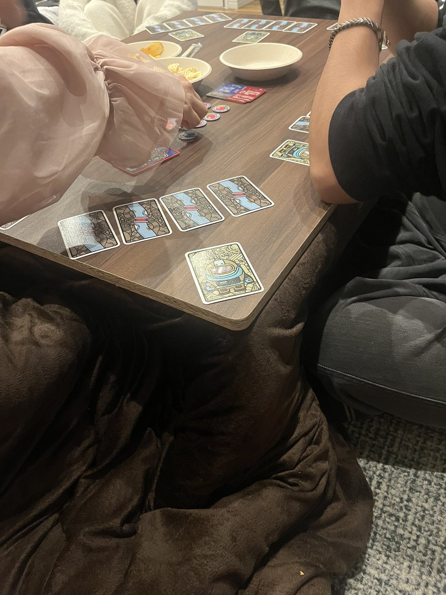 もんに tweet media