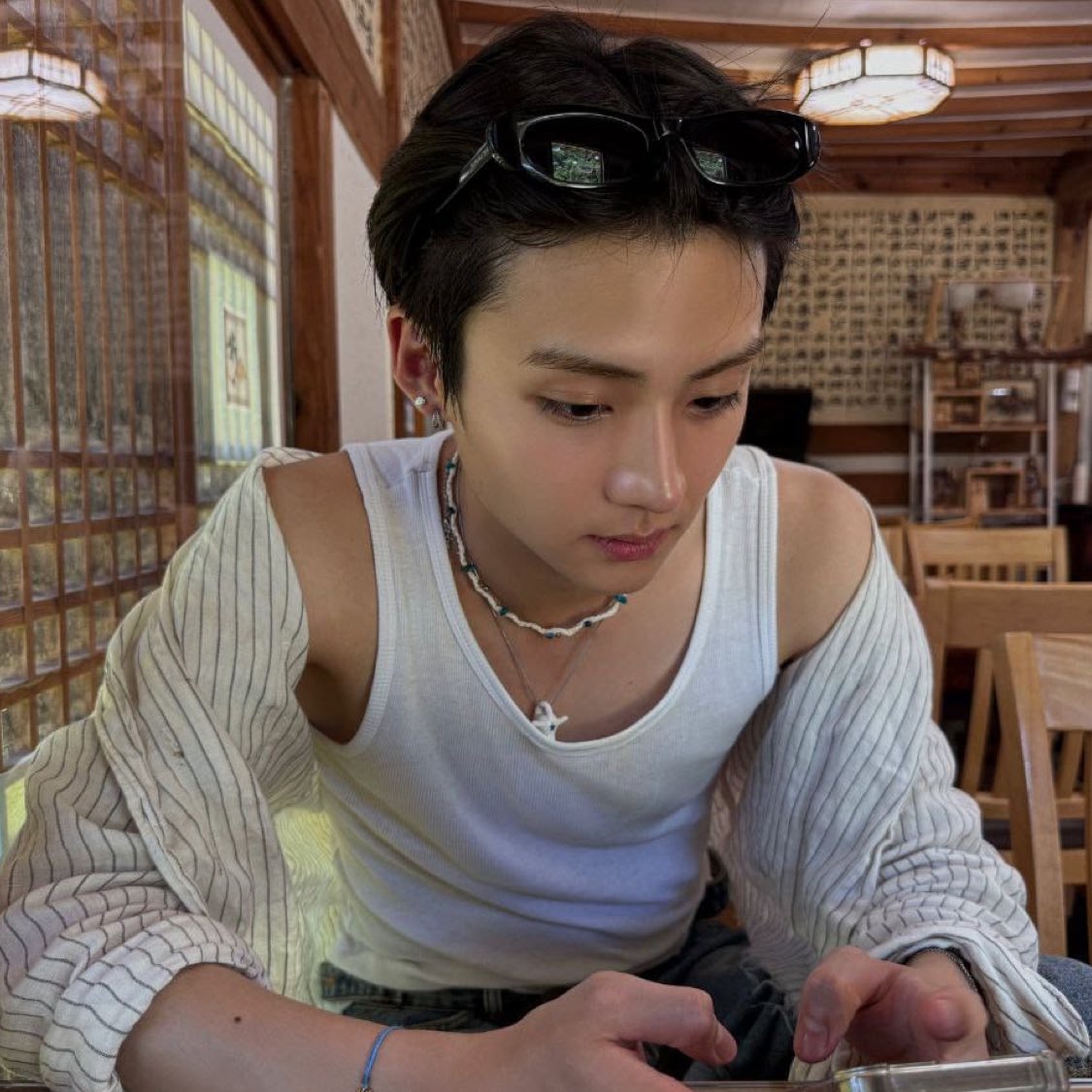 베이 tweet media
