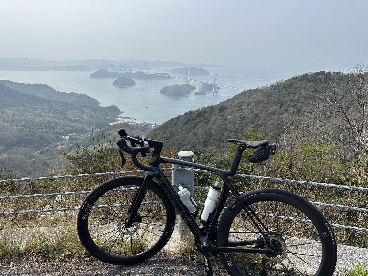 ジークン tweet media