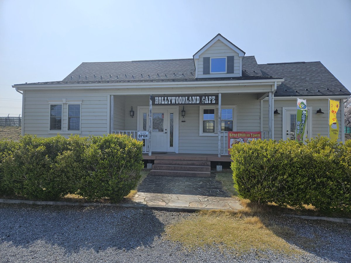 シオ @自撮りアイコン tweet media