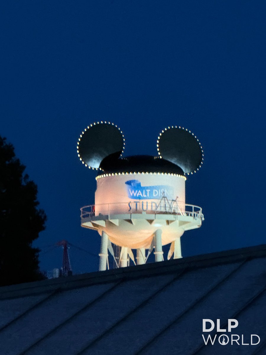 DLP_World's tweet image. Bonjour à tous depuis Disneyland Paris, pour l’ouverture officielle de Disney Adventure World !