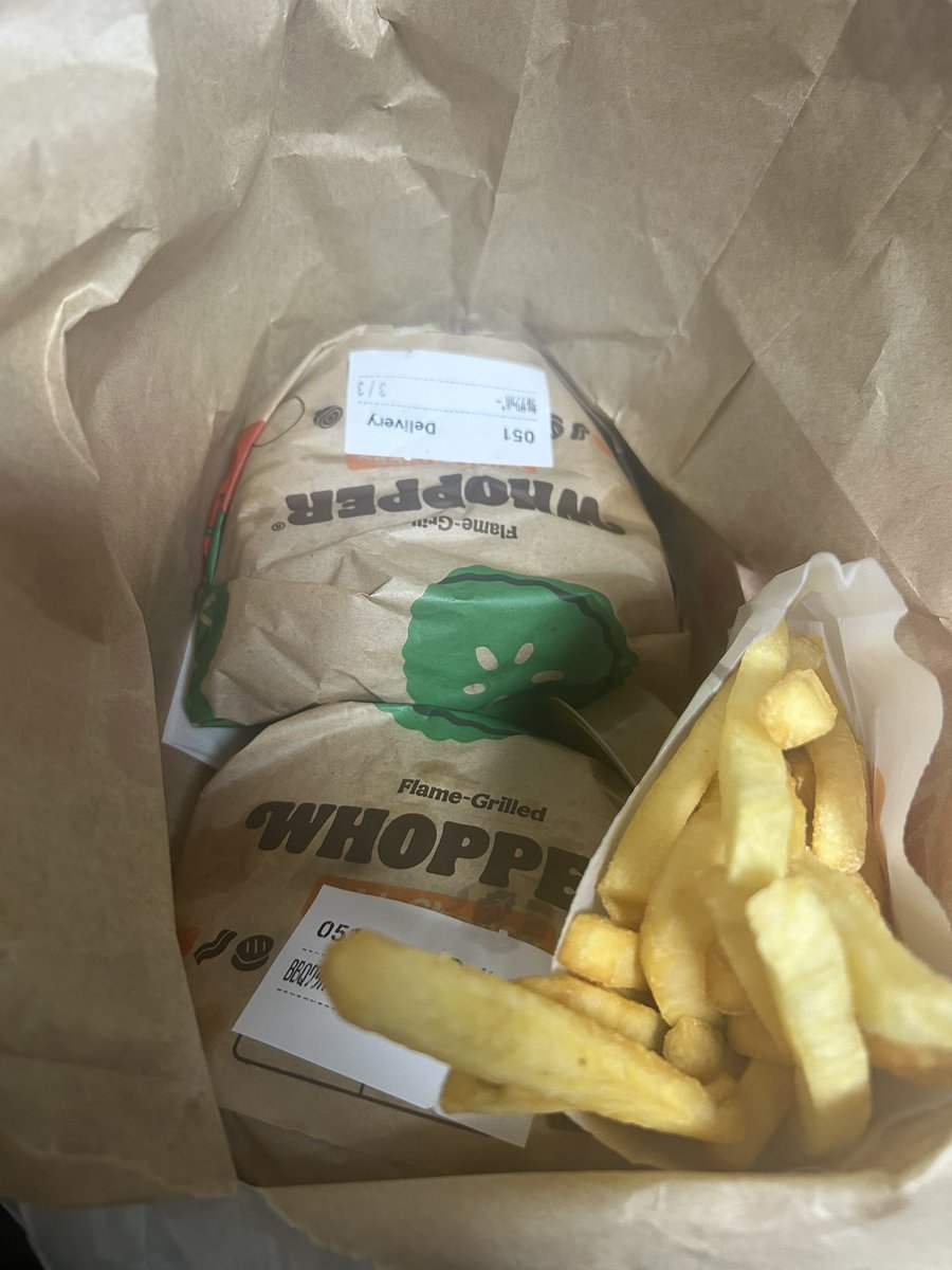 ㍿ネコやん tweet media