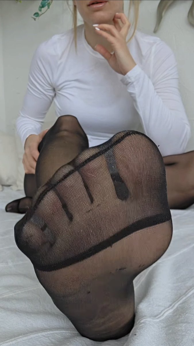 pantyhose secret french tweet media