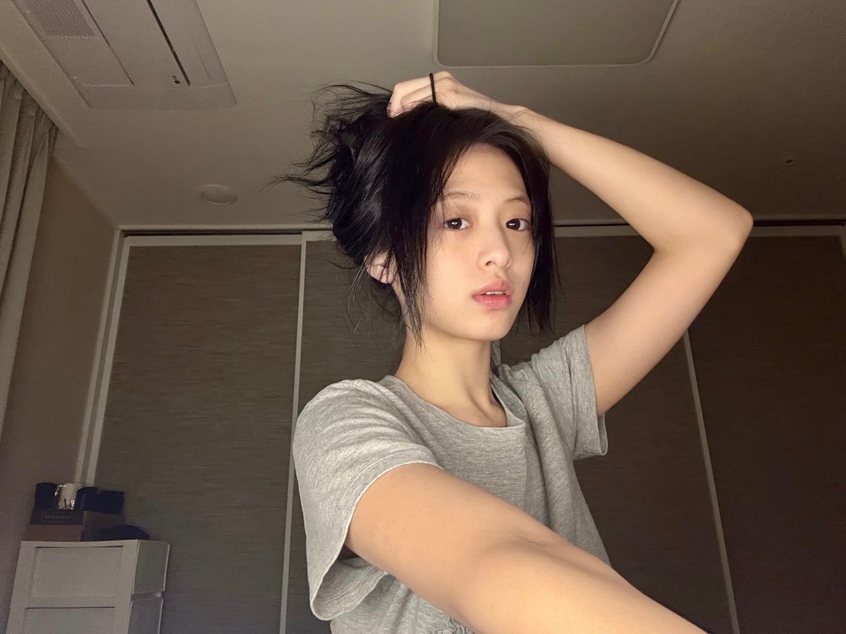 베모나 tweet media