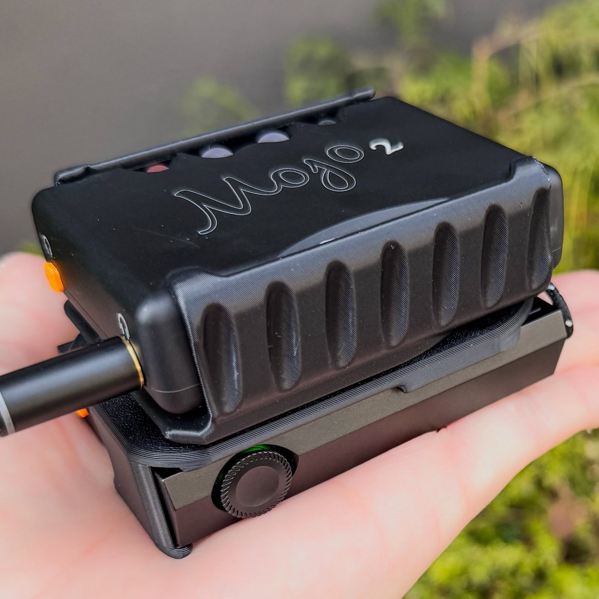 おやぶん tweet media