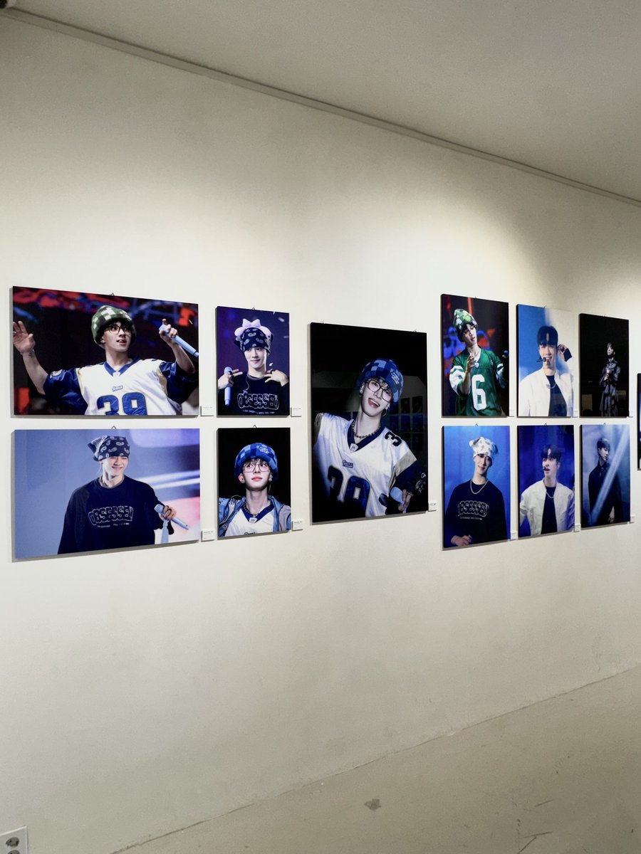 HILI5HT's tweet photo. 애정과 사랑을 가득 담으신게 눈에 보여서
구경하다 눈물 흘리고…🥹

전시회 너무 멋져요💚
기광오빠 생일축하해🥰🎂

#시선이널향해 #EYEONYOU 
#이기광 #기광 #LEEGIKWANG  #GIKWANG 
@900_330 https://t.co/DifgDv68z3