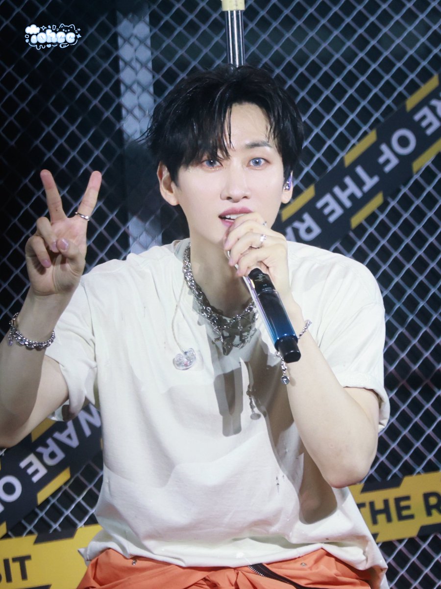 iohcc62's tweet photo. 20260328
EUNHYUK<be:WARE OF THE RABBIT>
in SEOUL DAY1
 
@AllRiseSilver 

#SUPERJUNIOR #슈퍼주니어
#은혁 #이혁재 #EUNHYUK #银赫 https://t.co/FbrZegBW9D