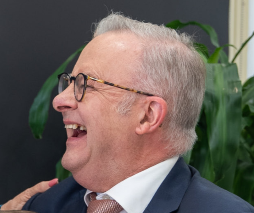 Rob Smith tweet media