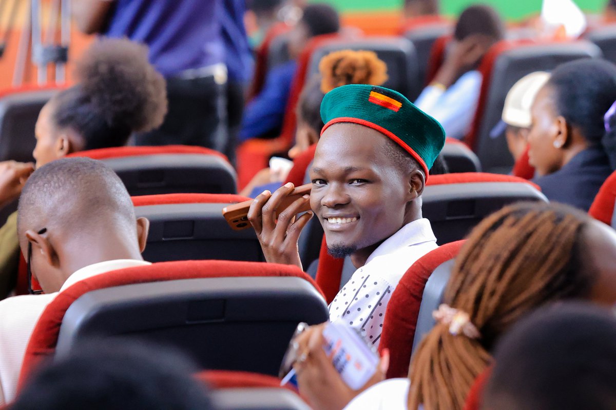 Pariyo Dan tweet media