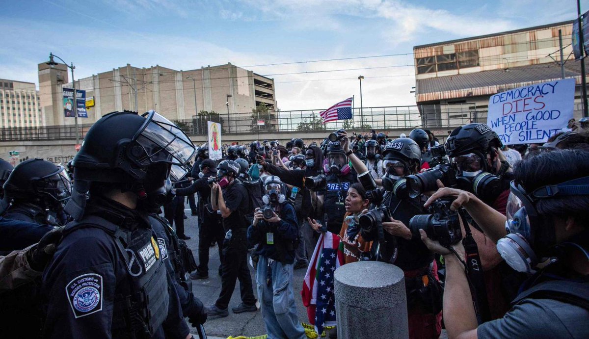 De Telegraaf tweet media