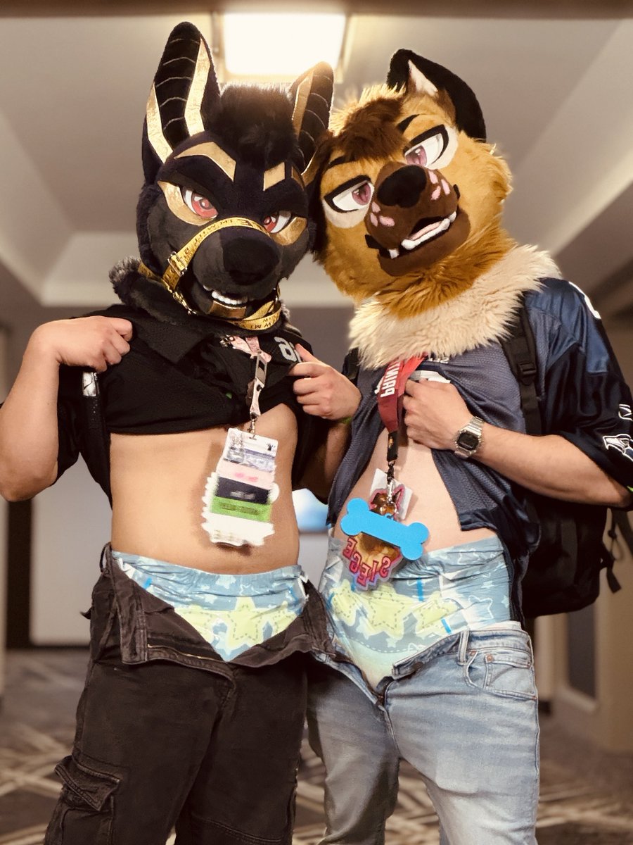 CrinkleShep tweet media