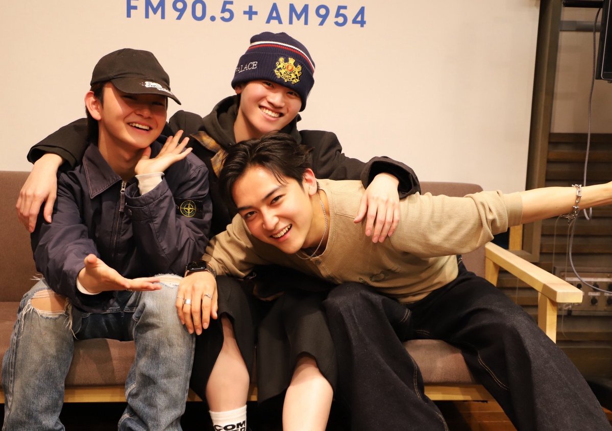 TALK ABOUT tweet media