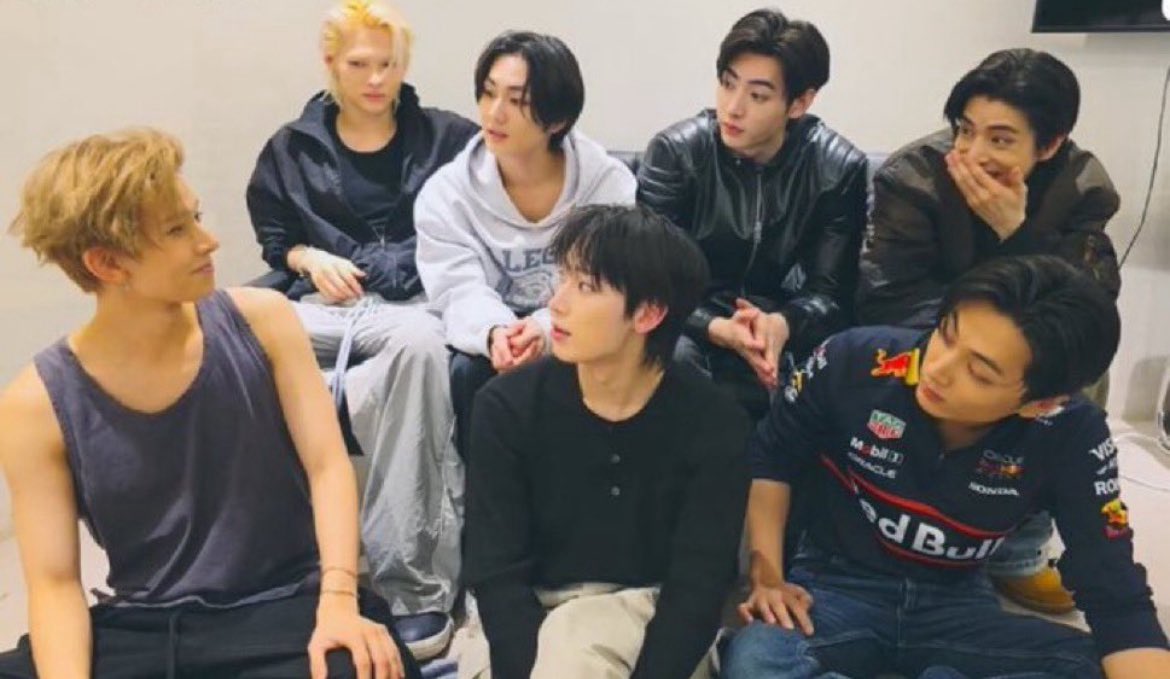 ENHYPEN IS SEVEN tweet media