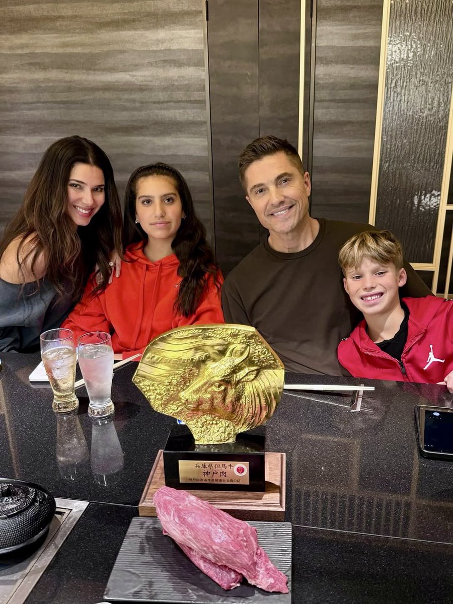 kathyldg2023's tweet photo. Eric Winter & Roselyn Sanchez & family in Kyoto
#JaFun π―π΅πΎπ―
Source: Roselyn Sanchez IG https://t.co/qRTA5Y7kSu