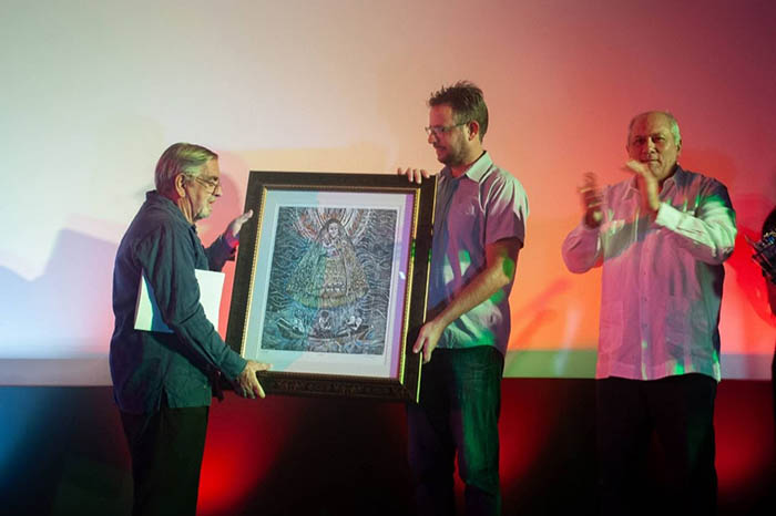 📷 | Entregan Premio Nacional de Cine 2026 a Luciano Castillo. <a href="/ACN_Cuba/">Agencia Cubana de Noticias</a> #TNCubaEnRedes 📎👇
acn.cu/cultura/entreg…