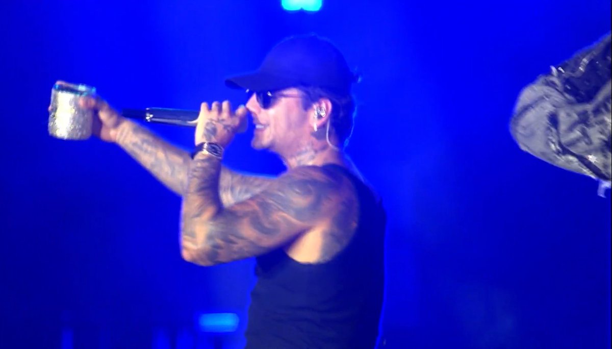 Caazetta tweet media