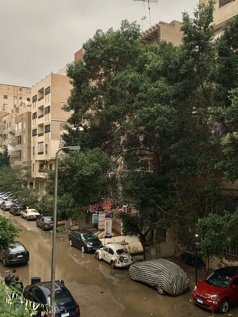 hujan awet dari shubuh+masak mie= perfect combo 😋🫰🏻