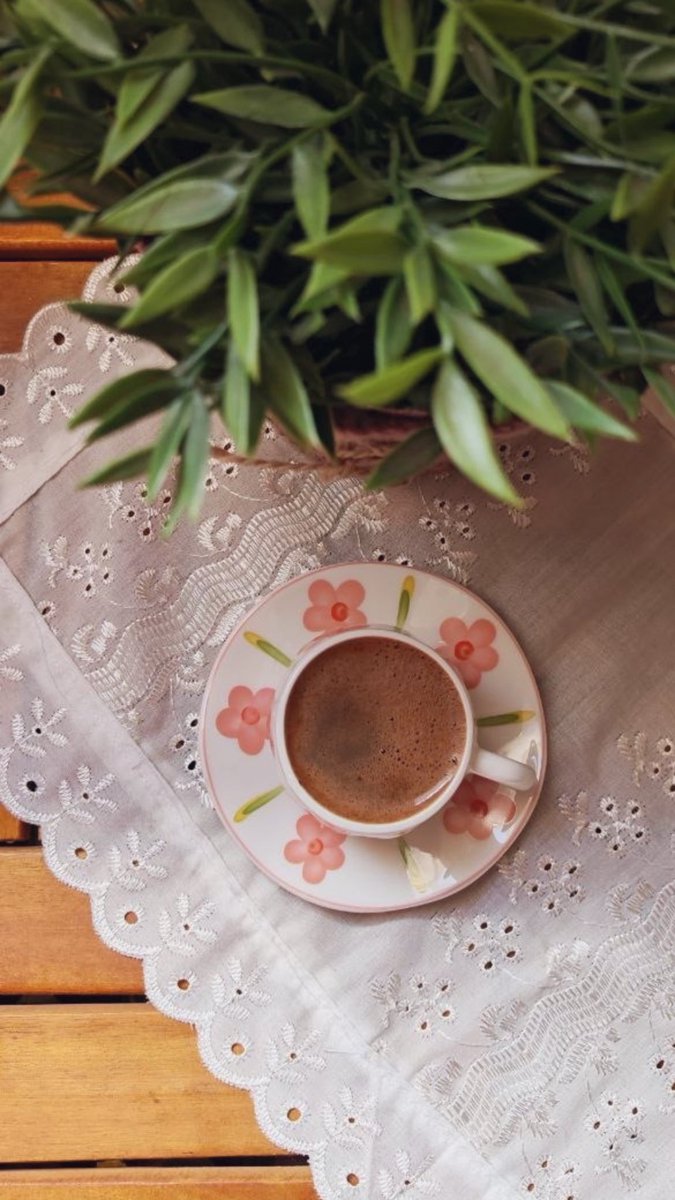 #صباح_الخير_والسعاده_للجميع

أصبَحنا بنِعمة اللَّه مُتنعمين، وبفضله ورحمته هانئين، اللهُمَّ صباح بُشرى تطرق أسماعنا، وفرحة تغمر قلوبنا، وطمأنينة نعيش بها أيامنا 🍃🤍'