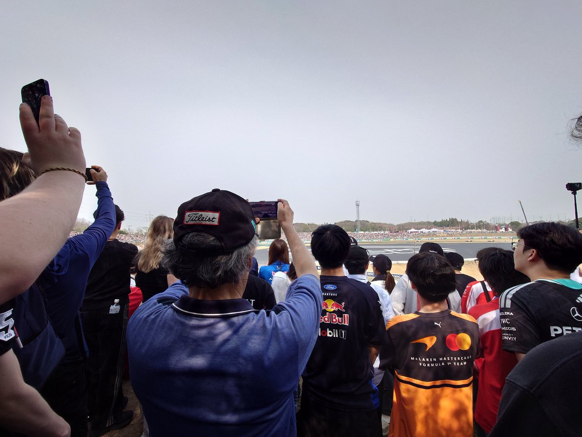 ほしと tweet media