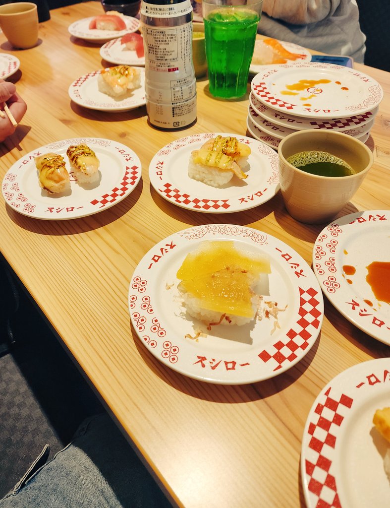 なち×͜× tweet media