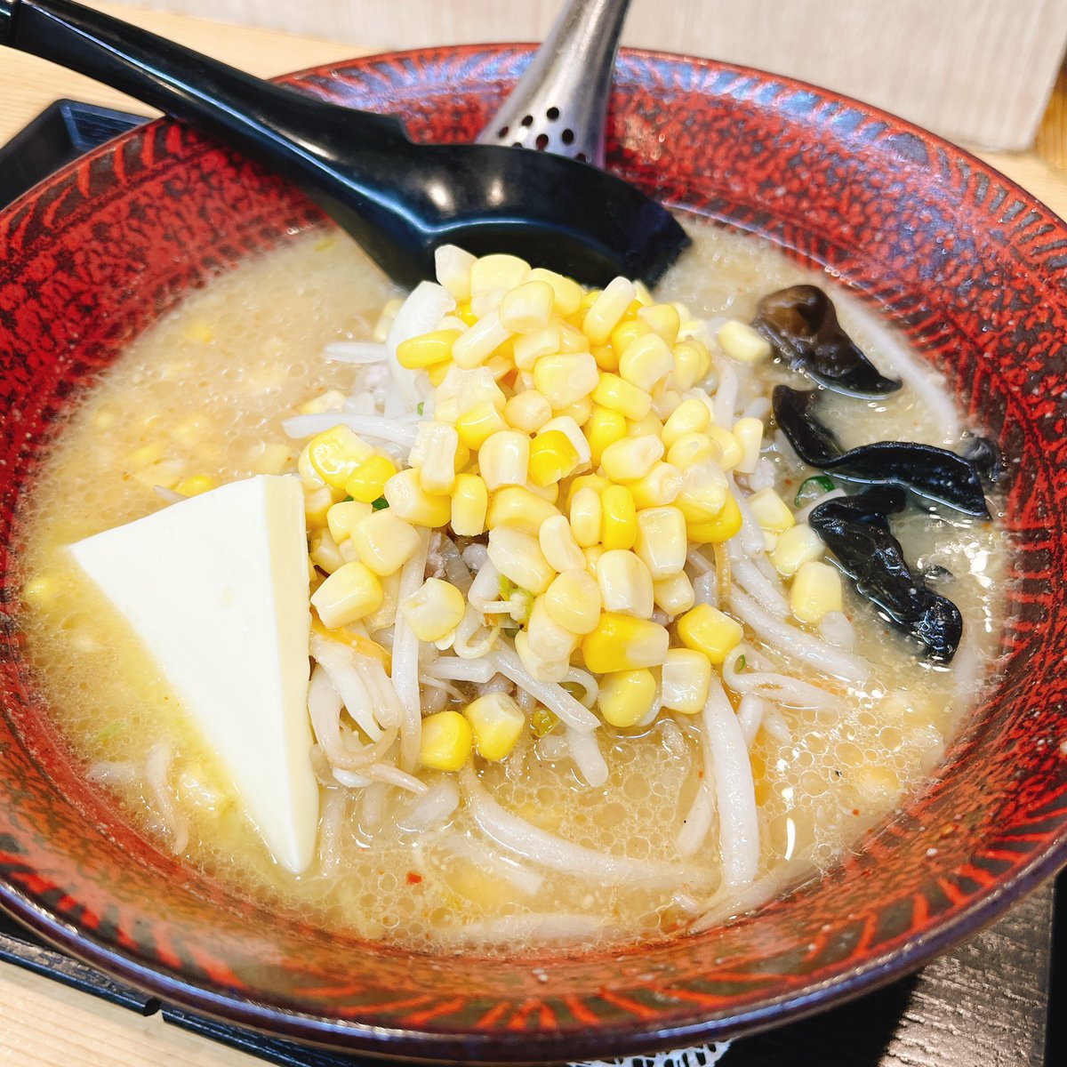 まほまん tweet media