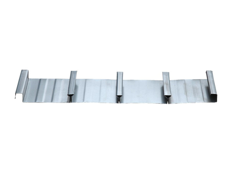 dongyi_steel's tweet photo. C-type purlin
Cross-sectional area (A): 83.37 square centimeters 
Unit weight: 65.4 kg/m 
Cross-sectional shape: H-beam (H400x200) 
Implementation Standard: GB/T 11263
Shipped directly from the factory

#steel #SteelFabrication #SteelComponents #WeldingWork #FactoryProduction https://t.co/k2rdUzQao7