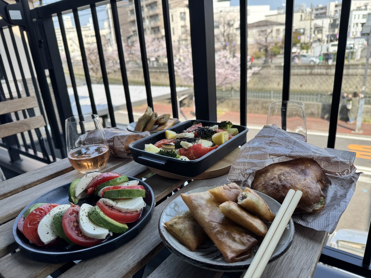 のれん tweet media