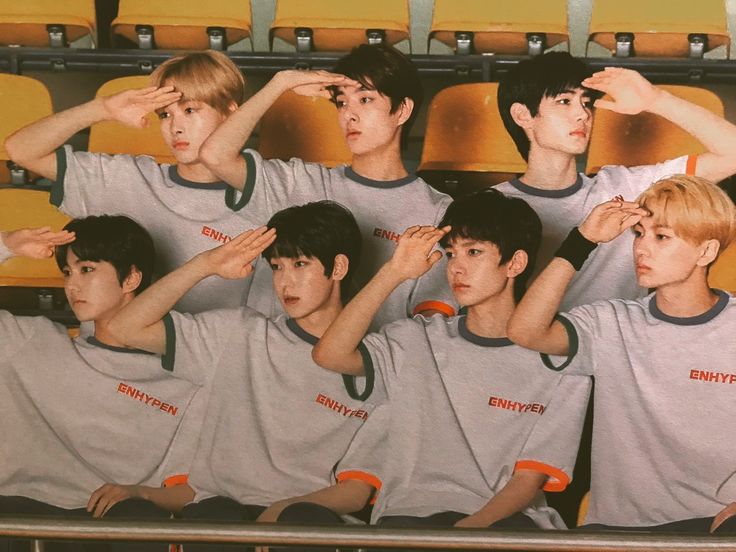 enhatoop tweet media