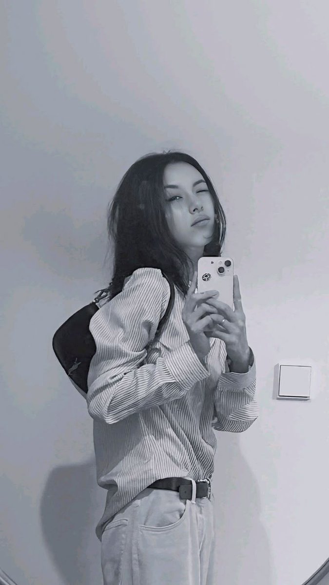 Son Chaeyoung 🩷 AYAH BDAY tweet media