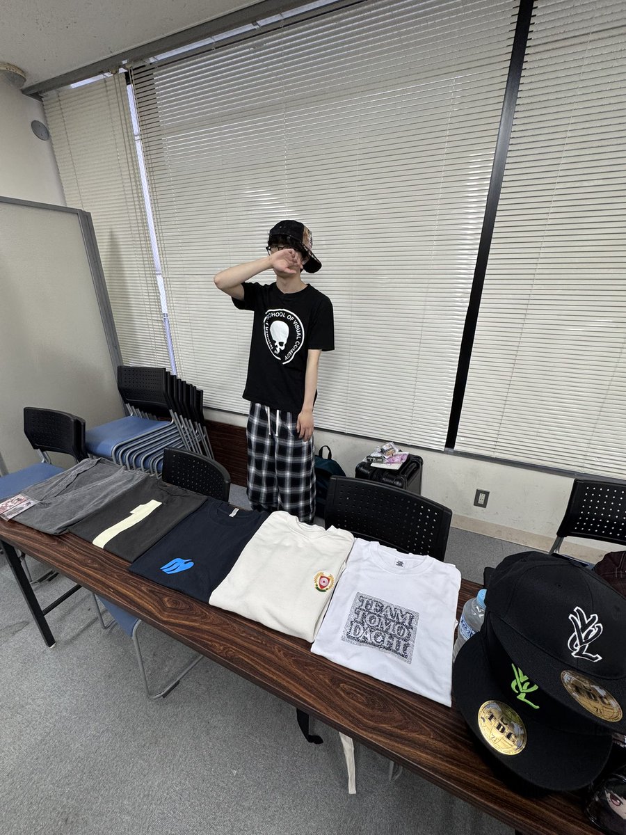 𝐨𝐭𝐚𝐤𝐮𝐠𝐢𝐚𝐧𝐭𝐤𝐢𝐥𝐥𝐢𝐧𝐠 tweet media