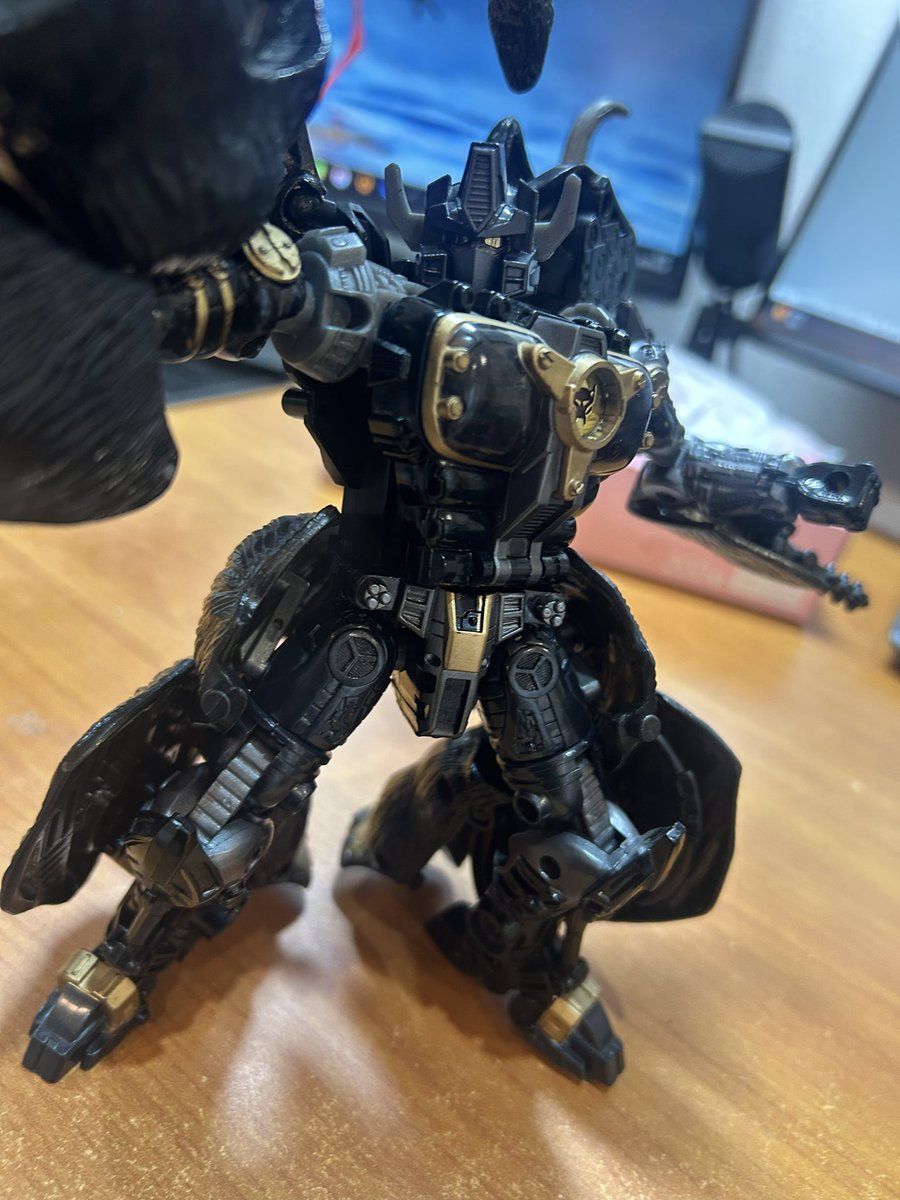 だんごむし tweet media