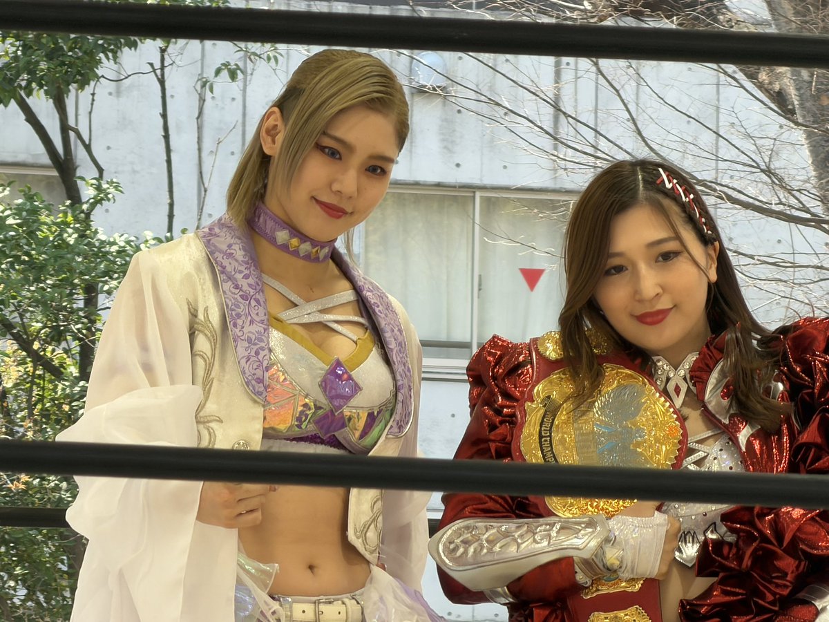 スマックダウン tweet media