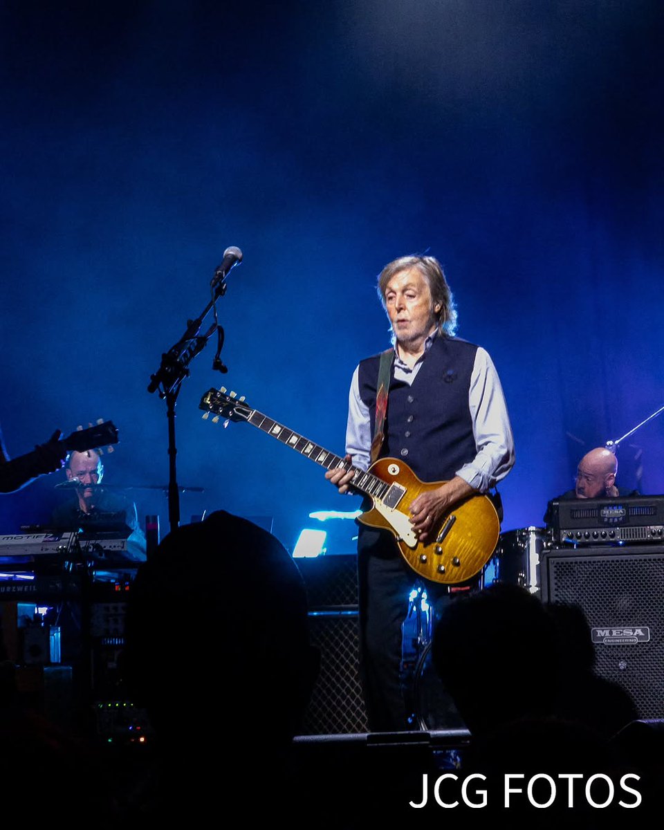 DIÁRIO DOS BEATLES tweet media