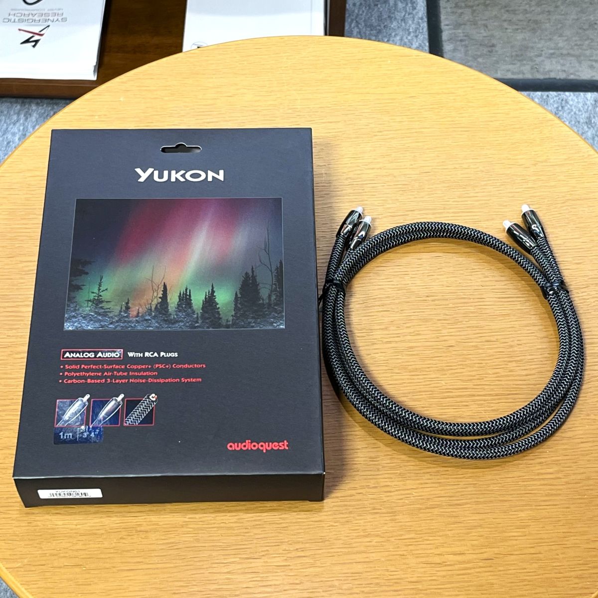 Yokkaichimusen's tweet photo. 中古が色々入荷しました。😊
四日市ムセンではご来店頂いたお客様に優先的に販売しております。約2週間後に公式HP内、ブログにて通販をスタートします。気になったらお店へGO!です。😆
#OYAIDE #Audioquest #中古オーディオ #電源ケーブル https://t.co/fGD5CNPWEA