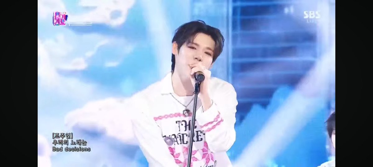 WWEKPOP's tweet image. #INKIGAYO UPDATE: #VO1D KICKSOFF THE SHOW WITH THEIR NEW SONG "ROCK ROCK"

TUNE IN TO @kpop_sbs #INKIGAYO RIGHT NOW ON SBS 🚨