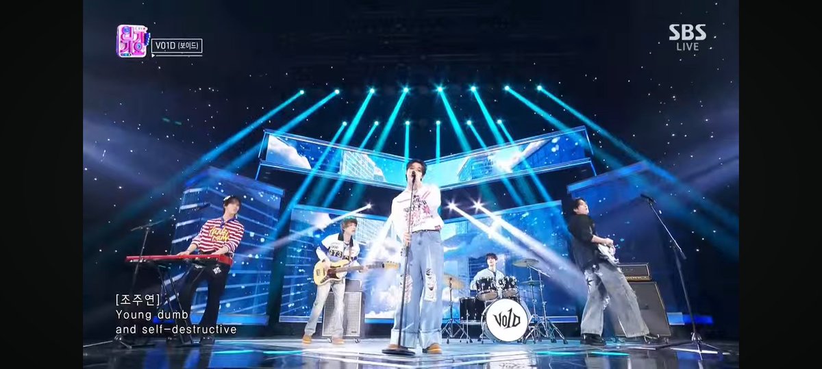 WWEKPOP's tweet image. #INKIGAYO UPDATE: #VO1D KICKSOFF THE SHOW WITH THEIR NEW SONG "ROCK ROCK"

TUNE IN TO @kpop_sbs #INKIGAYO RIGHT NOW ON SBS 🚨