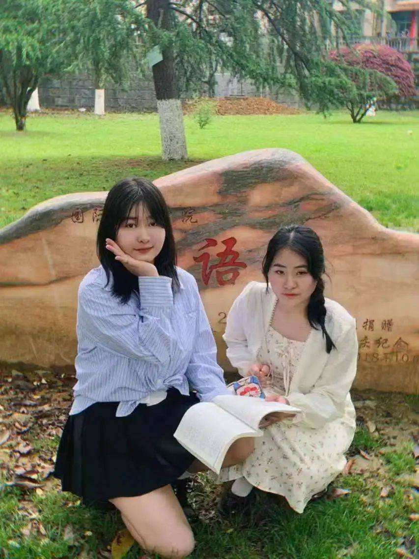 Julia Bryła tweet media