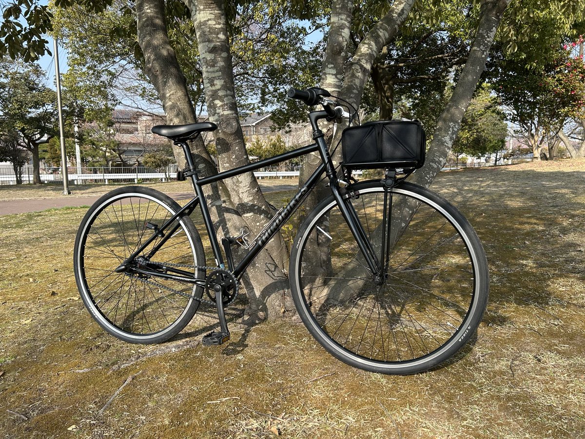 madeni844's tweet photo. 天気がいいけど風つめたい。

#THIRDBIKES の製品紹介に掲載されてないんだけど、この内装3段のカッコいいクロスバイクは流行らないのか？ https://t.co/yzEUh8WVIy