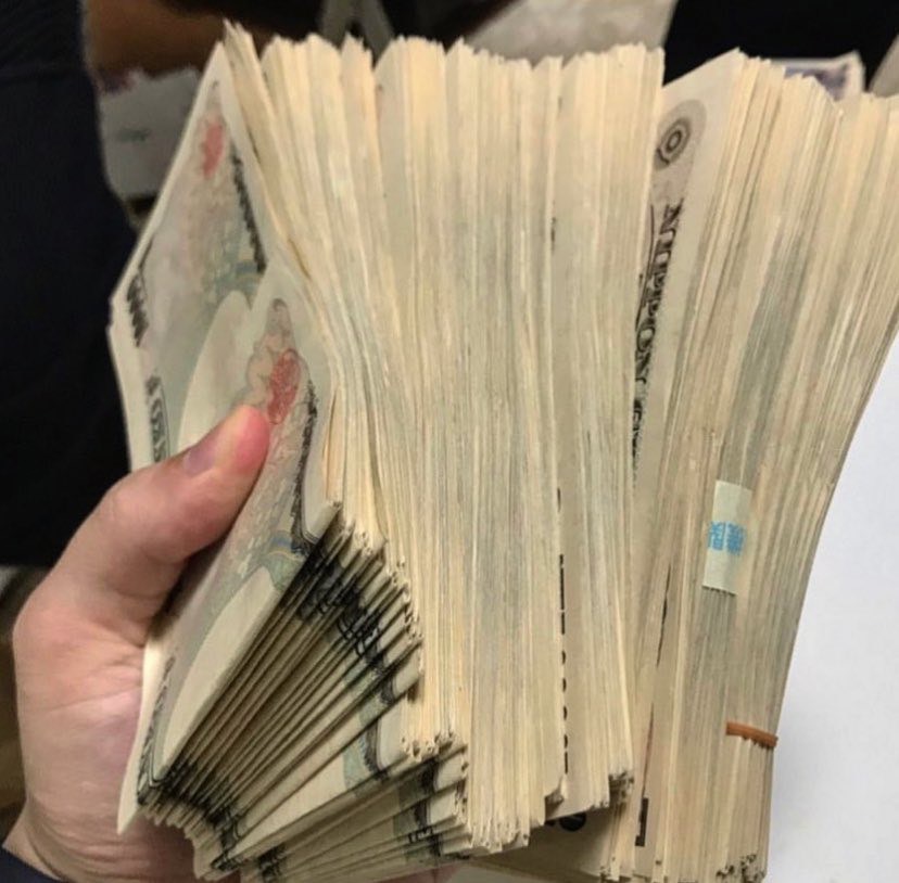 てんり tweet media