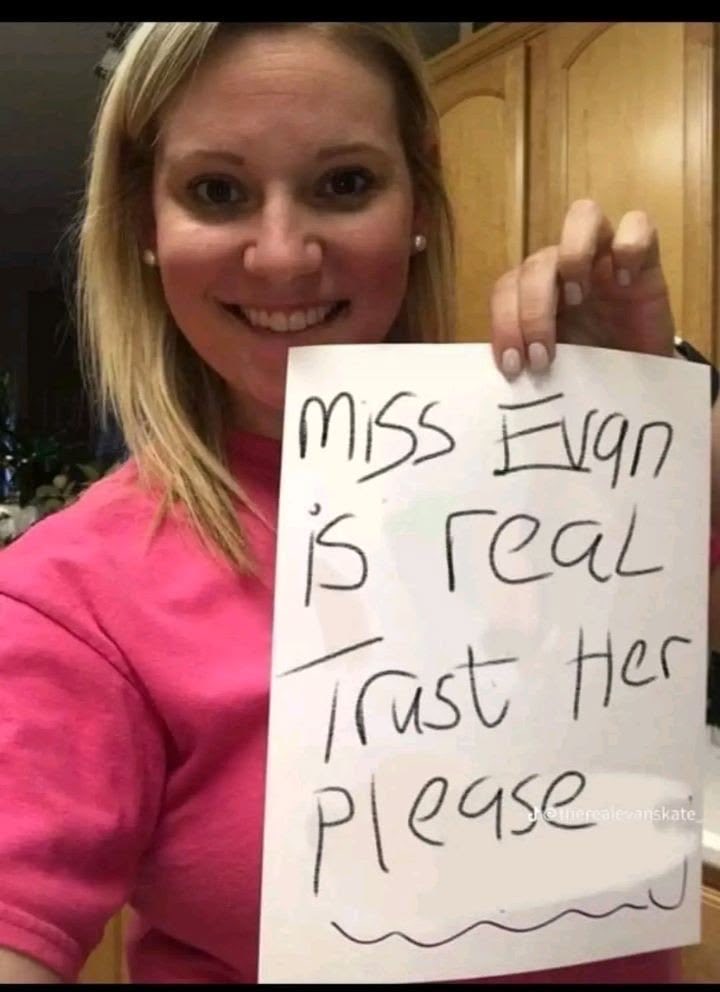 evan_eli2's tweet photo. ☺️😊 https://t.co/5wIwsw3VUG
