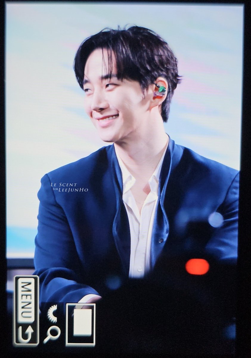 잊센트 𝑳𝒆 𝑺𝒄𝒆𝒏𝒕 tweet media