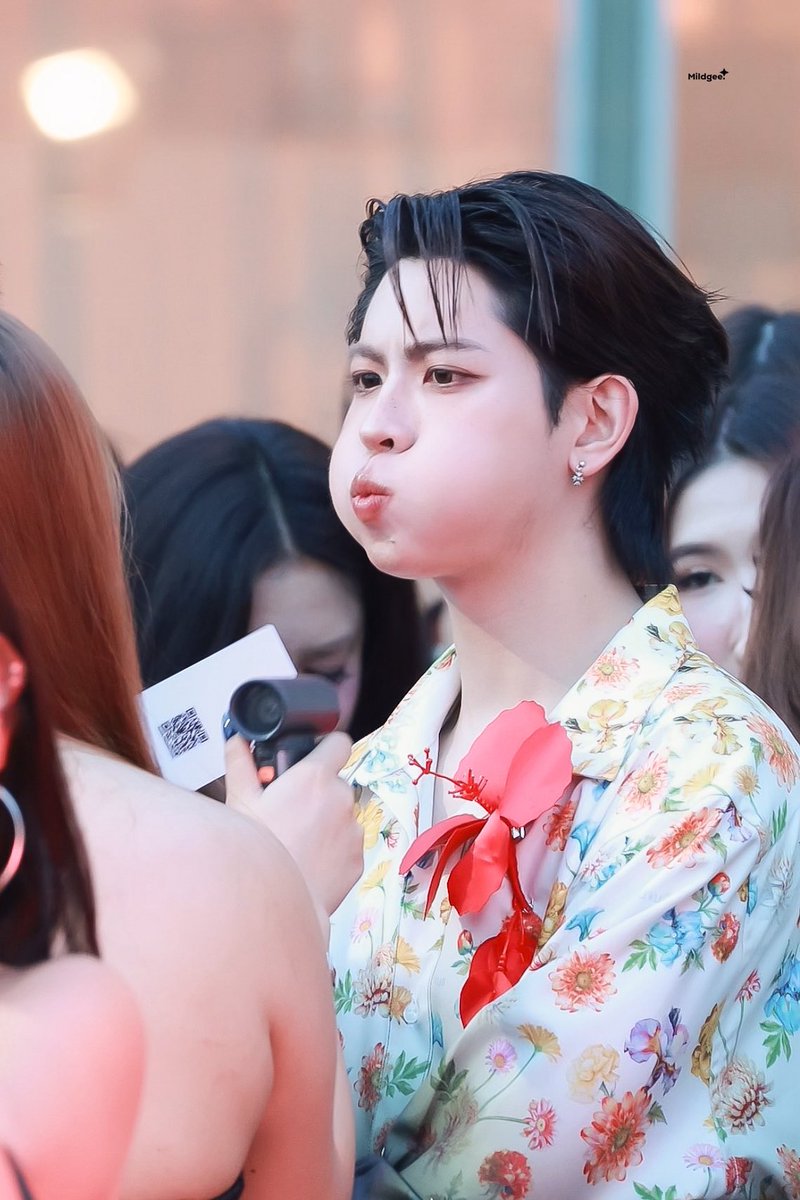 มายจี tweet media