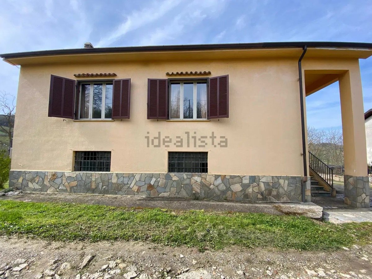 The Italian Exit tweet media